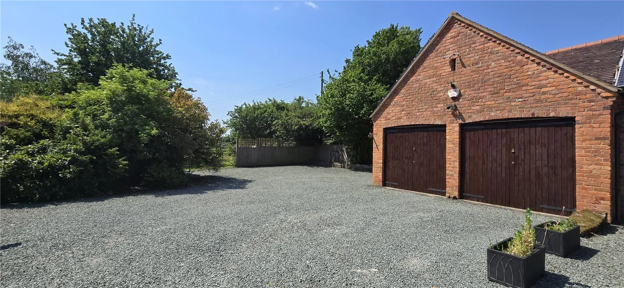 Stonehouse Lane, Hopwood, Alvechurch, Birmingham, B48 7BA, photo 25