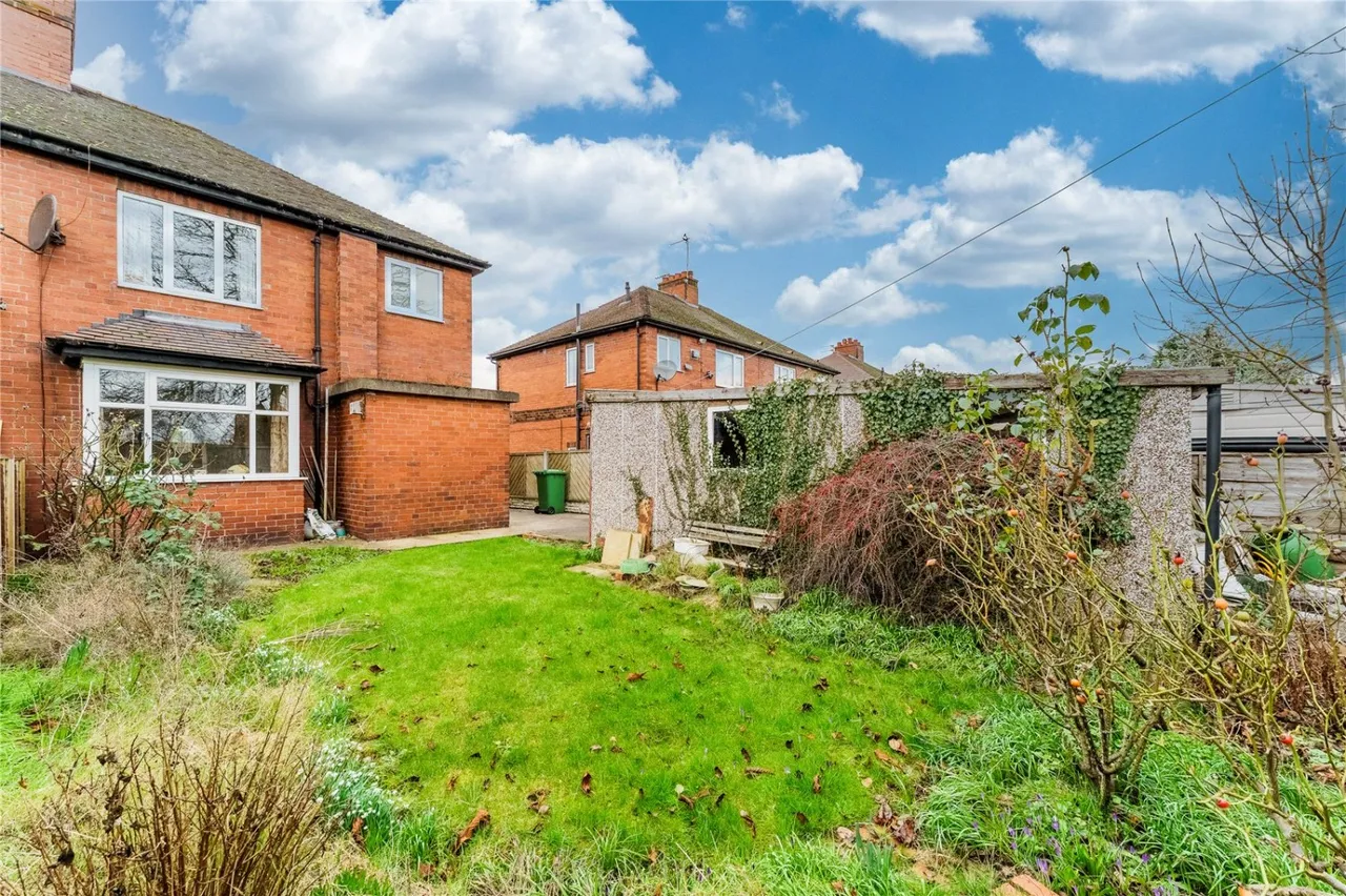 Askam Avenue, Pontefract, WF8, photo 9