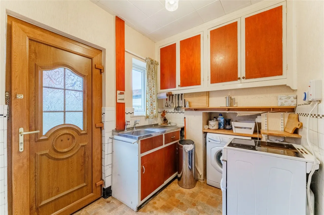 Askam Avenue, Pontefract, WF8, photo 10