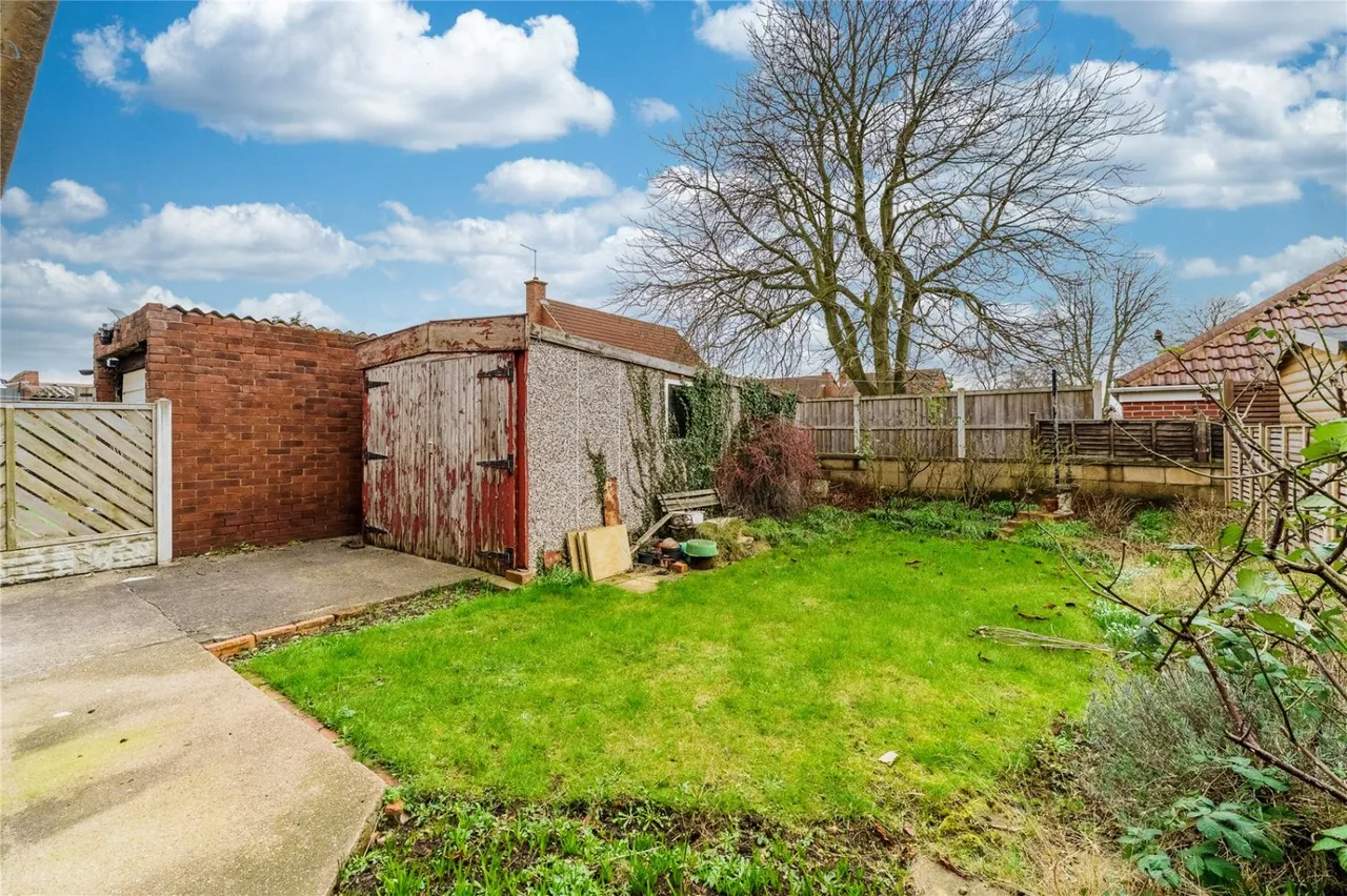 Askam Avenue, Pontefract, WF8, photo 19