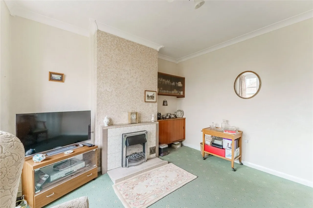 Askam Avenue, Pontefract, WF8, photo 4