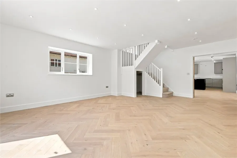 House Under Offer with 4 bedrooms in Wimbish, Nr Saffron Walden, CB10, photo 3