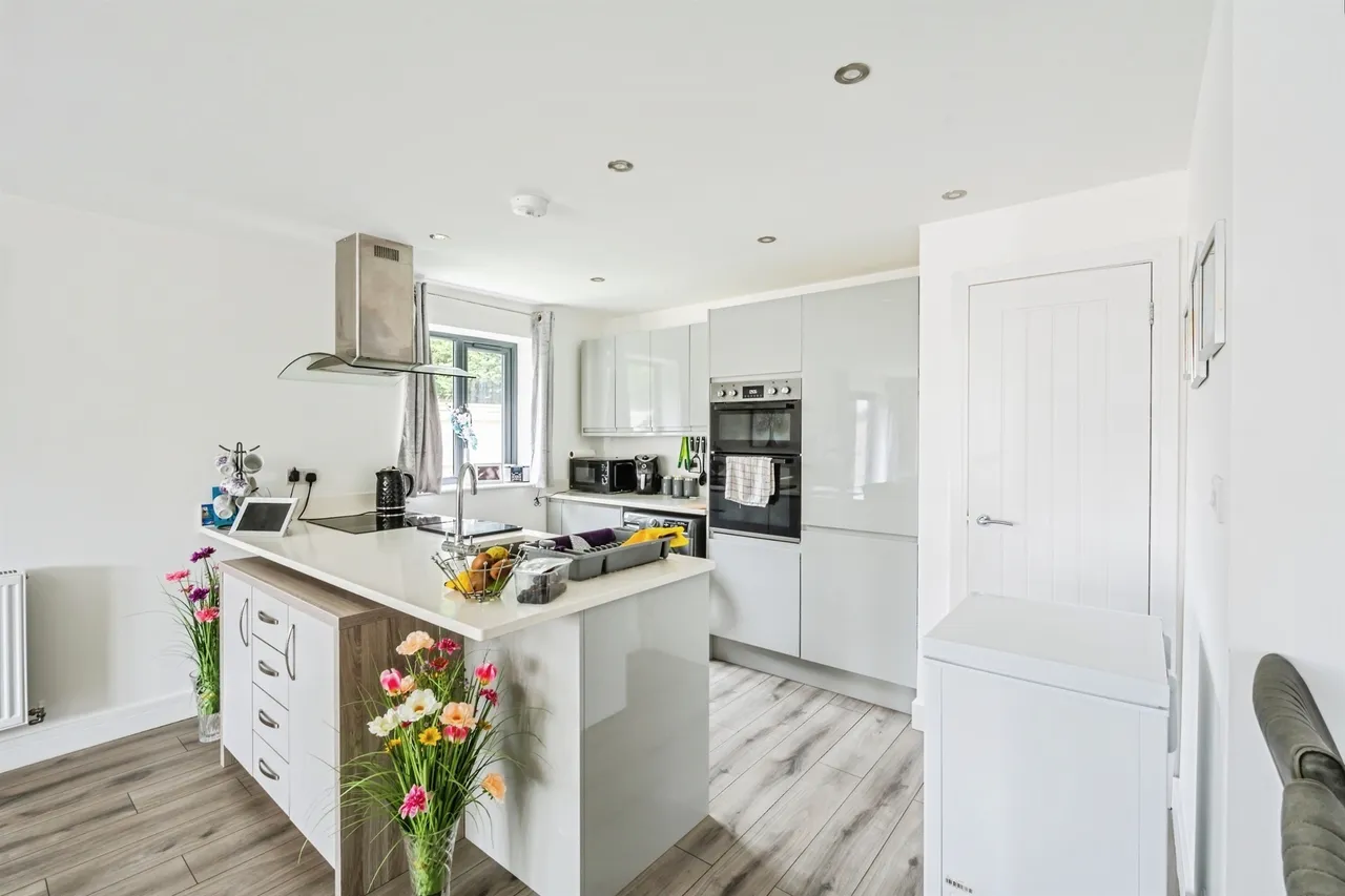 Fern Close, Eastbourne, BN23, photo 7