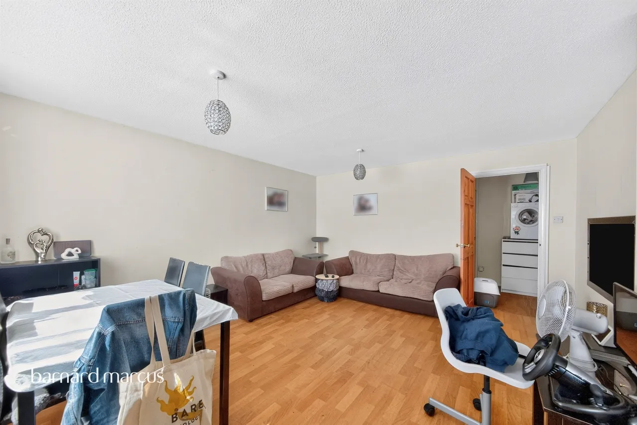 Galdana Avenue, Barnet, EN5, photo 7