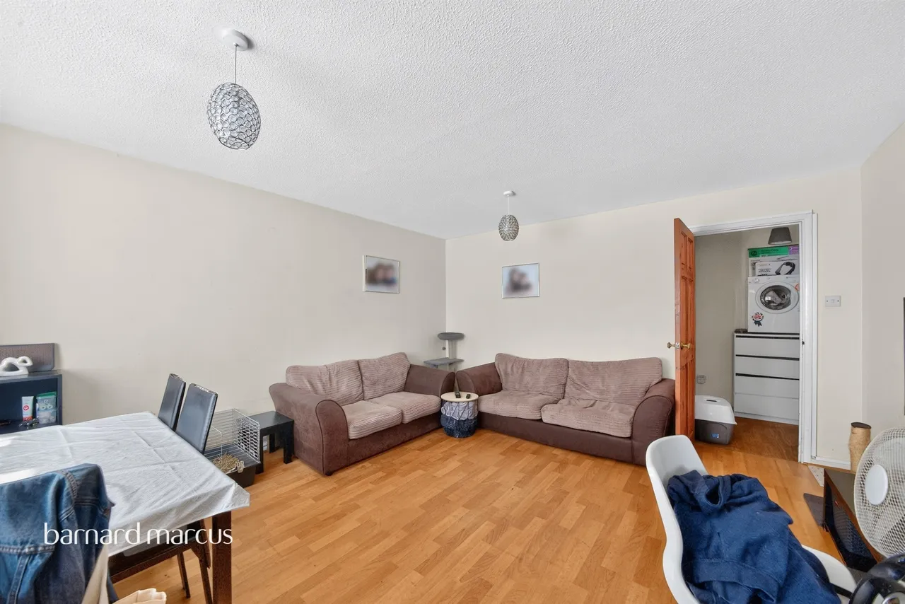 Galdana Avenue, Barnet, EN5, photo 5