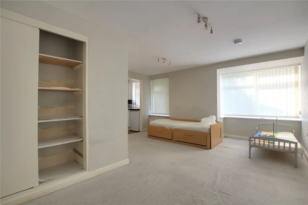 Hartsbourne Road, Earley, RG6, photo 3