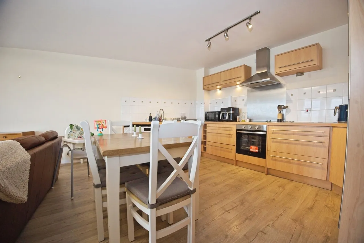 Jim Driscoll Way, Cardiff, CF11, photo 6