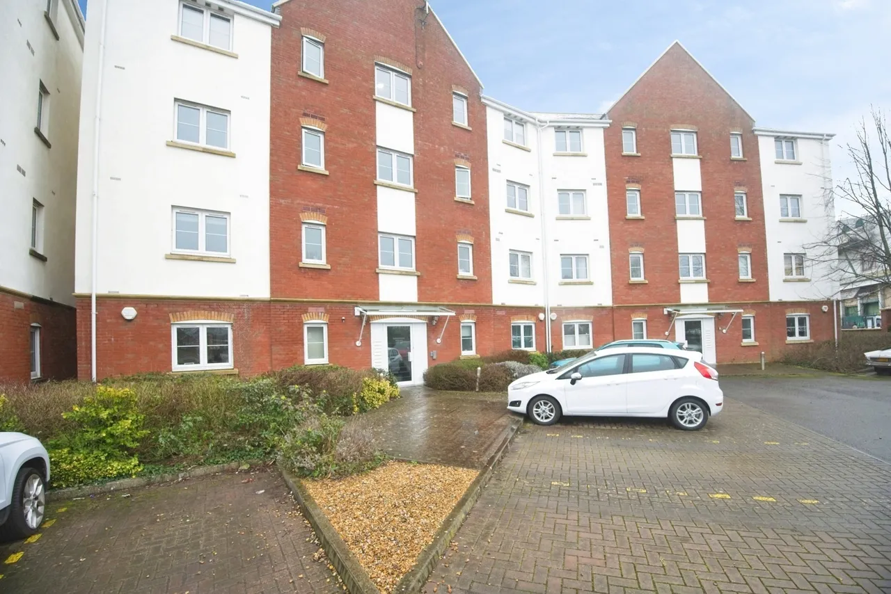 Jim Driscoll Way, Cardiff, CF11, photo 18