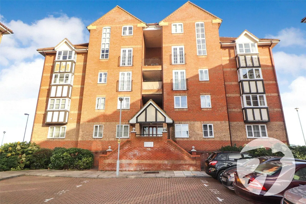 Chandlers Drive, Erith, DA8, photo 16