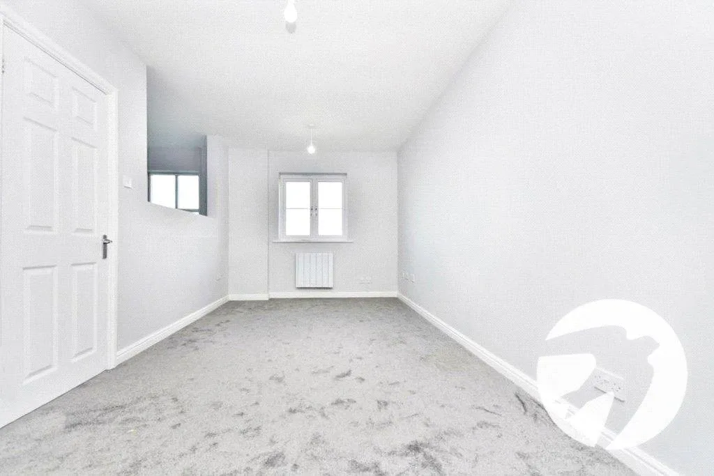 Chandlers Drive, Erith, DA8, photo 4
