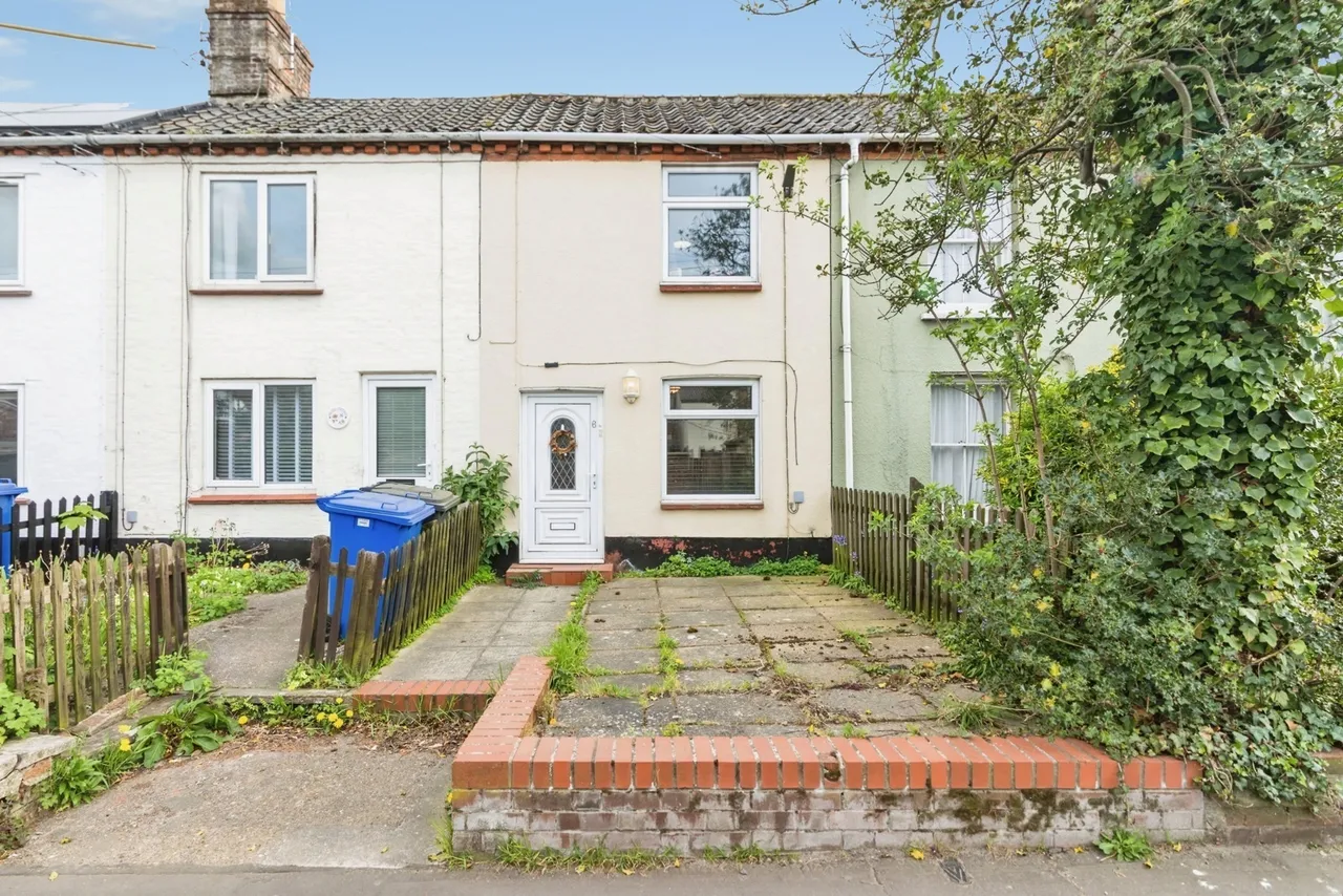 2 bed house for sale — Peddars Lane, Beccles, Suffolk, NR34