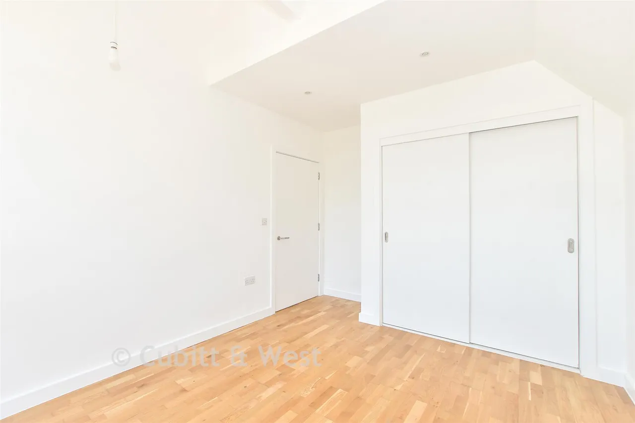 Whyteleafe Hill, Whyteleafe, CR3, photo 5