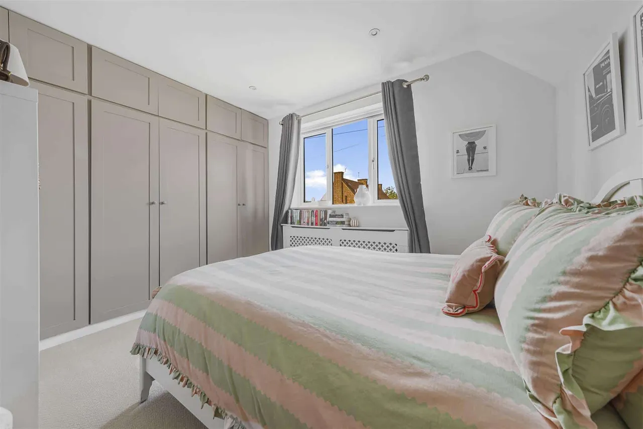Meadow Way, Fifield, Maidenhead, SL6 2PE, photo 15