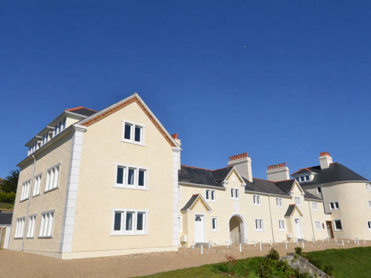 2 bed flat for sale, Bay Hill, Dover, CT15
