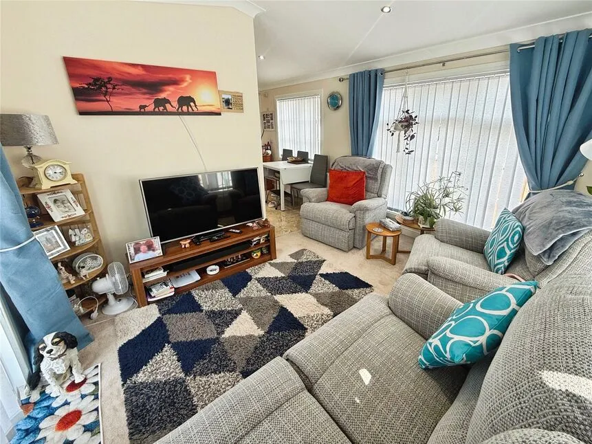 Ambleside Park, North Hykeham, Lincolnshire, LN6, photo 3