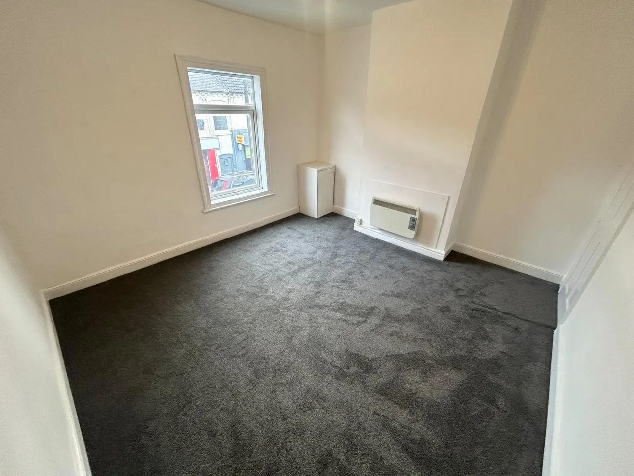 Uxbridge Street, Burton upon Trent, DE14, photo 5
