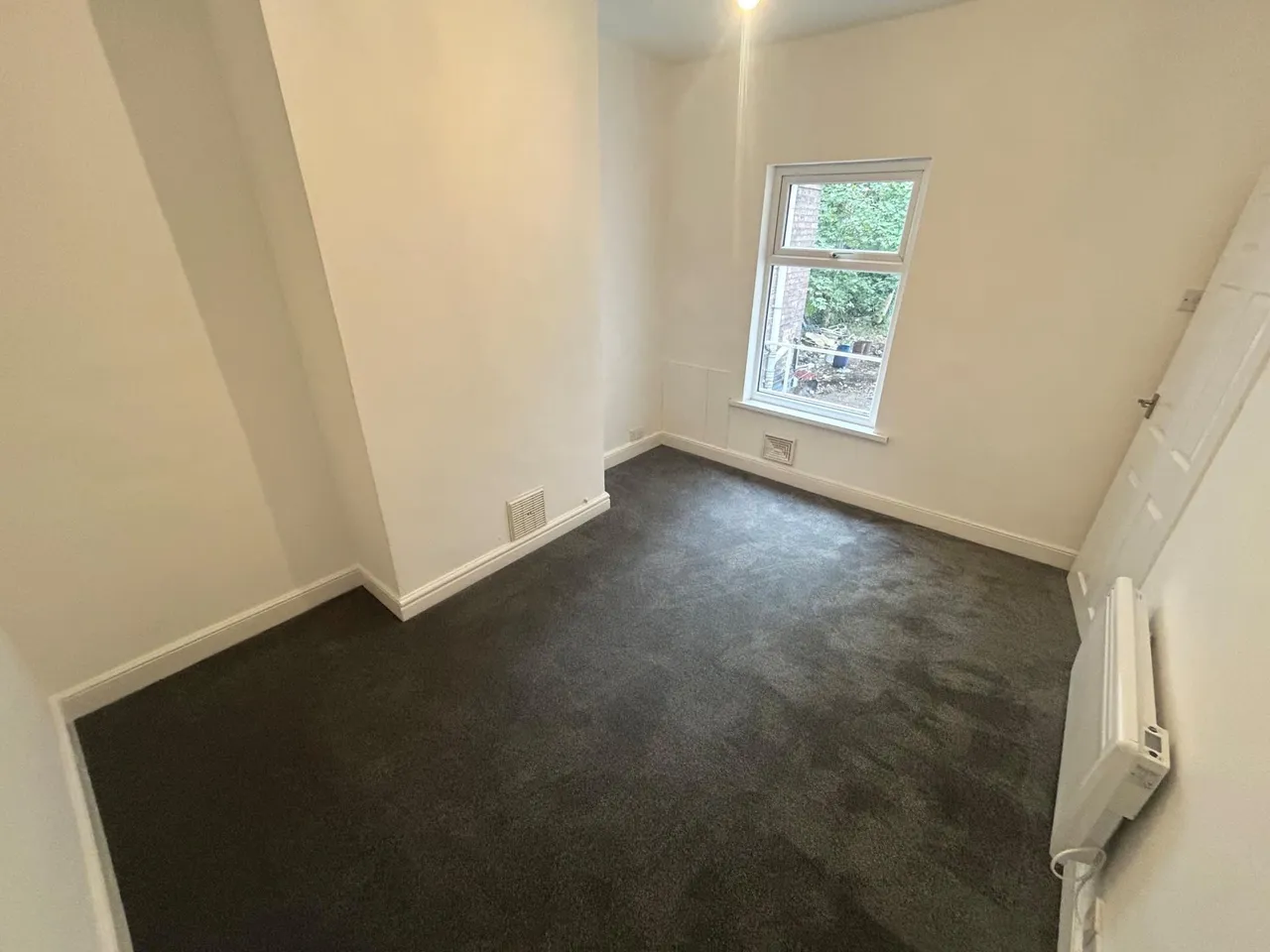 Uxbridge Street, Burton upon Trent, DE14, photo 4