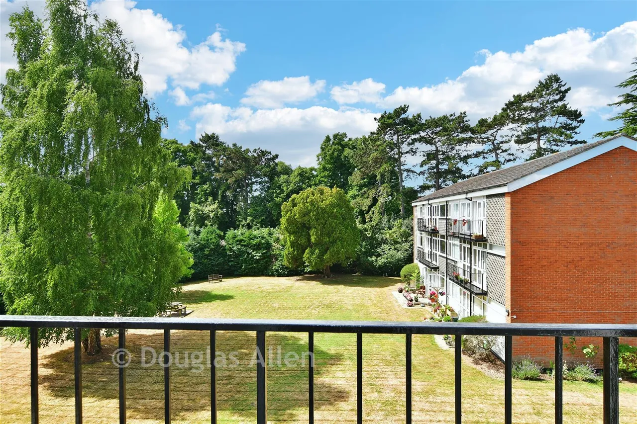 Hartland Road, Epping, CM16, photo 5