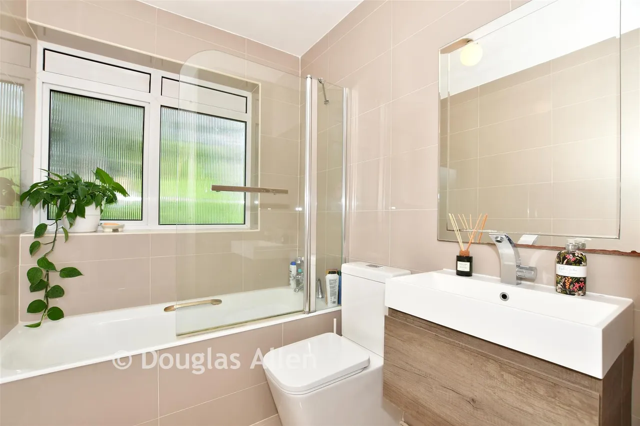Hartland Road, Epping, CM16, photo 9