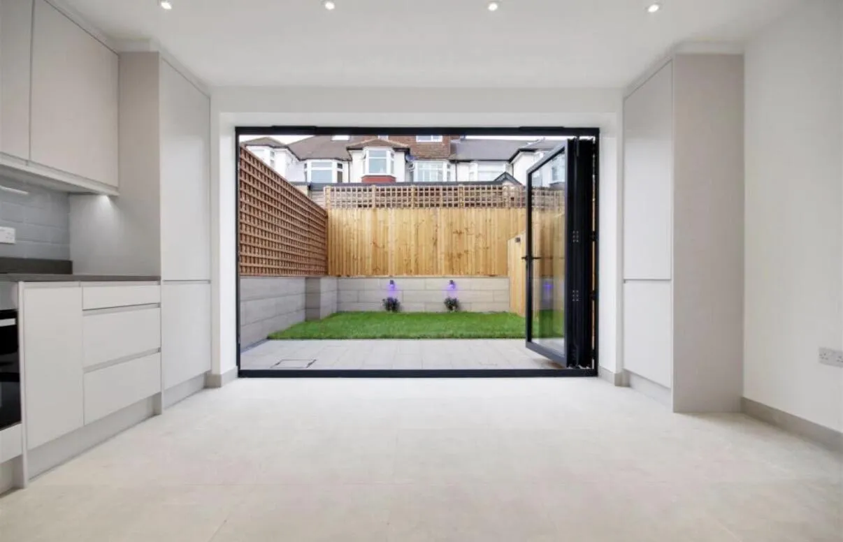Chase Road, London, N14, photo 7