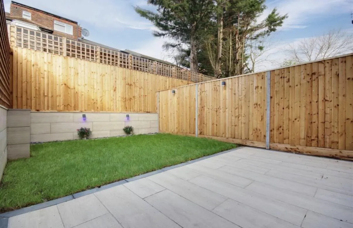 Chase Road, London, N14, photo 15