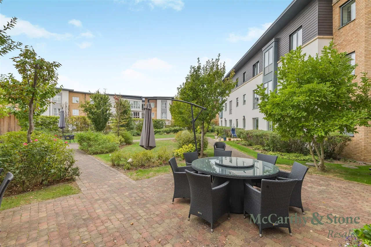 St. Georges Road, Cheltenham, GL50, photo 17