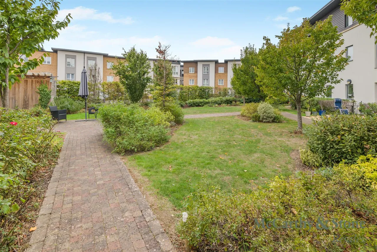 St. Georges Road, Cheltenham, GL50, photo 18