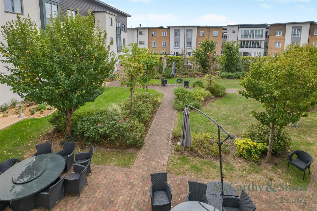 St. Georges Road, Cheltenham, GL50, photo 16