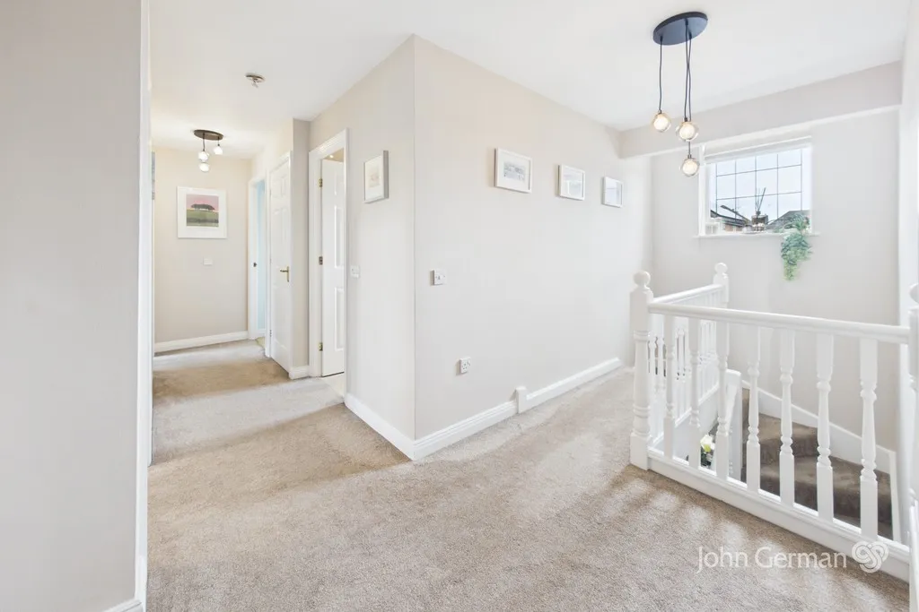 Demontfort Way, Uttoxeter, photo 22