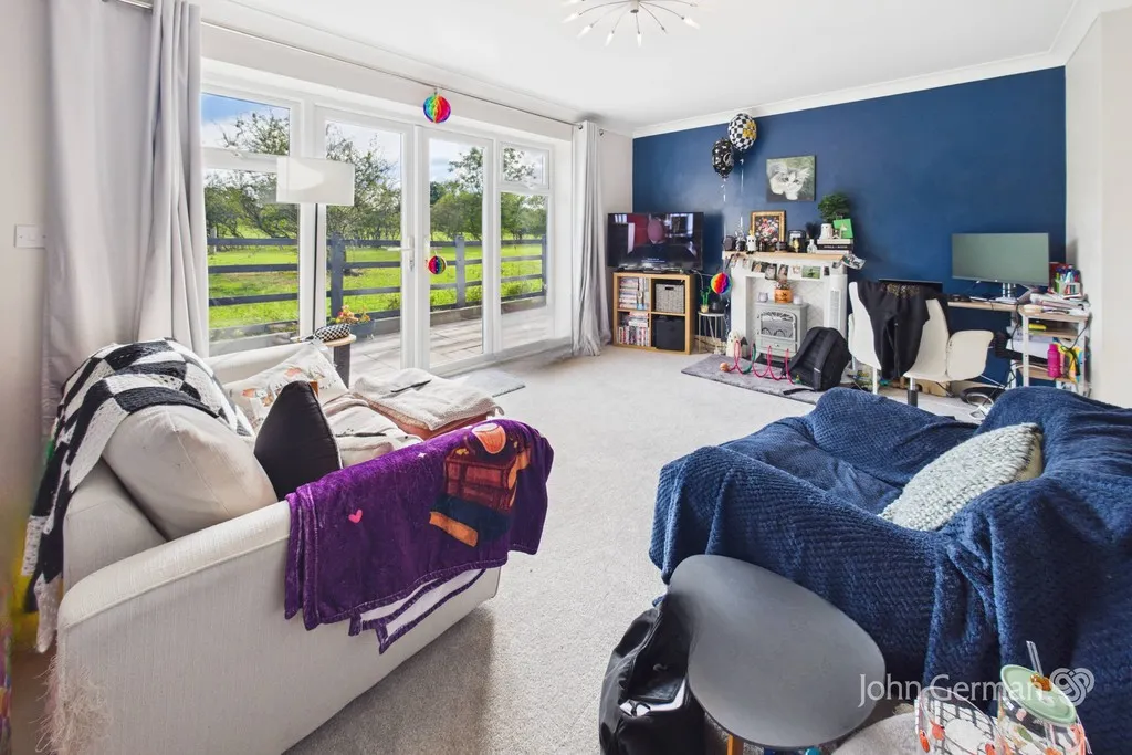 Demontfort Way, Uttoxeter, photo 14