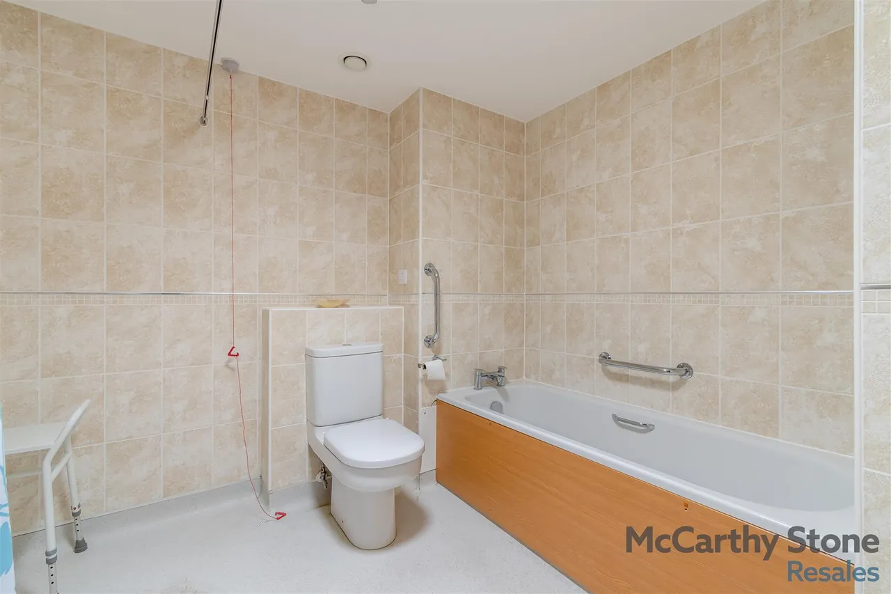 Little Glen Road, Glen Parva, LE2, photo 12
