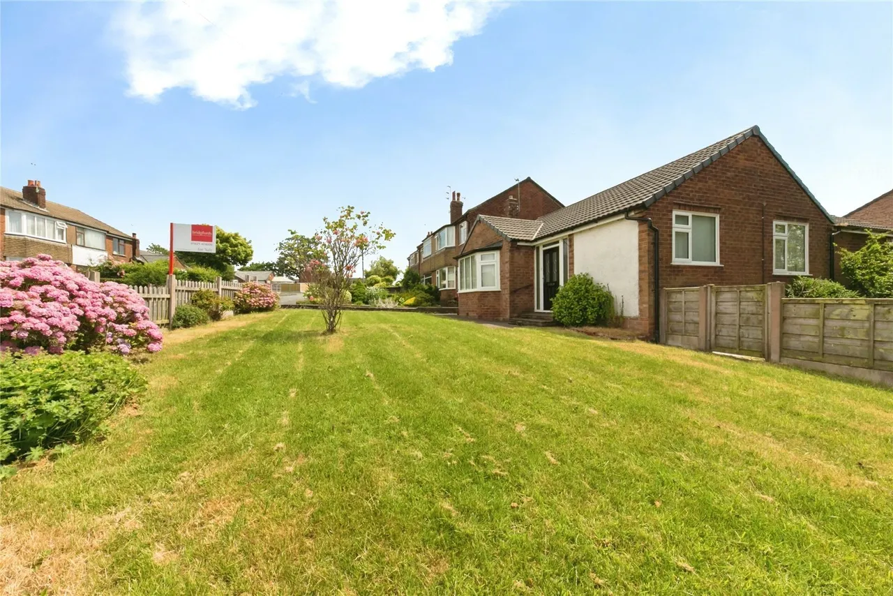 Chiltern Avenue, MACCLESFIELD, Cheshire, SK11, photo 4
