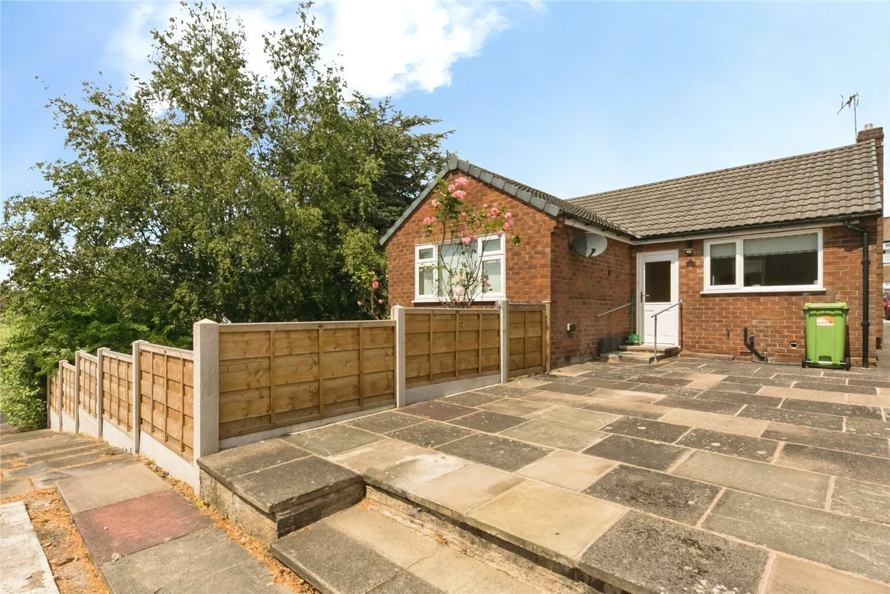 Chiltern Avenue, MACCLESFIELD, Cheshire, SK11, photo 19