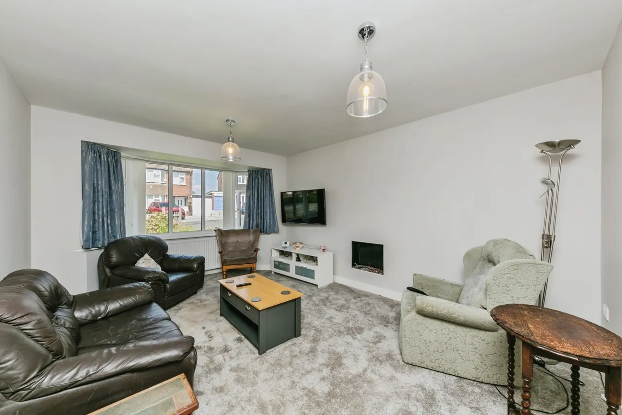 Chiltern Avenue, MACCLESFIELD, Cheshire, SK11, photo 6