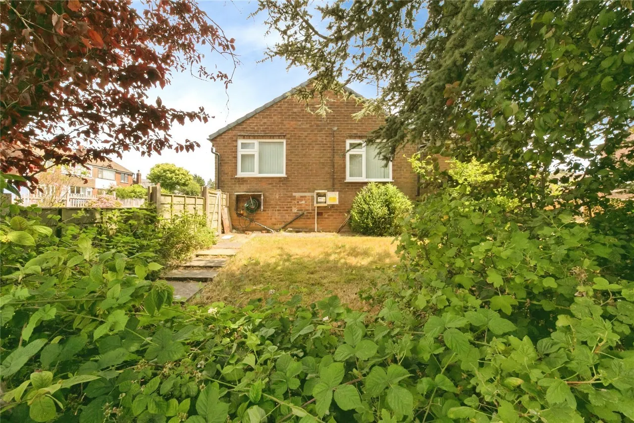 Chiltern Avenue, MACCLESFIELD, Cheshire, SK11, photo 9