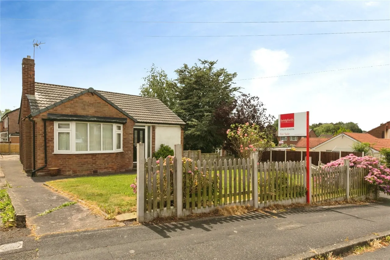 Chiltern Avenue, MACCLESFIELD, Cheshire, SK11, photo 13