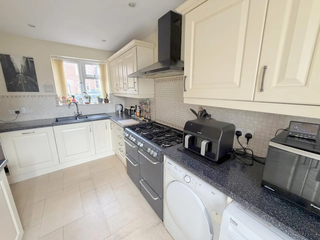 Queens Road, BH14, photo 9
