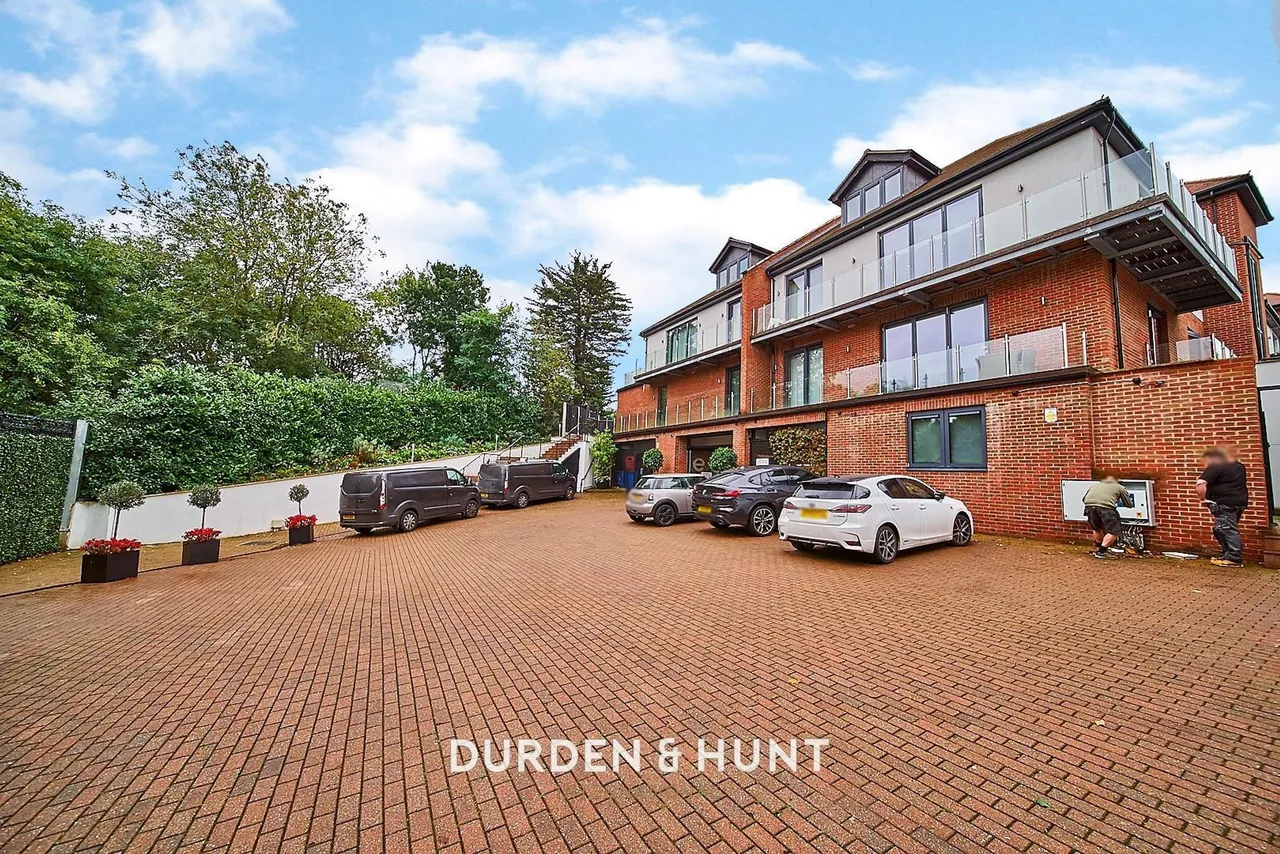 Eden Avenue, Chigwell, IG7, photo 19