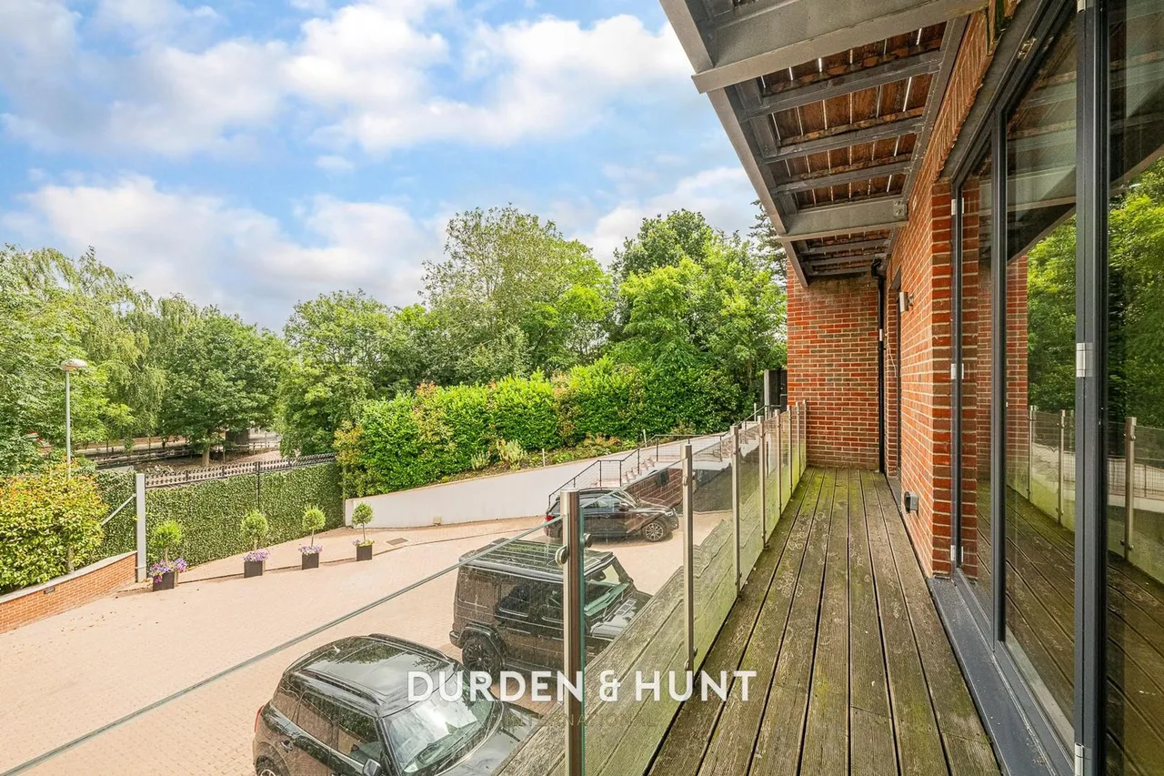 Eden Avenue, Chigwell, IG7, photo 7