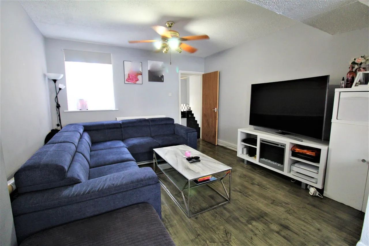 William Street, Grays, RM17, photo 6