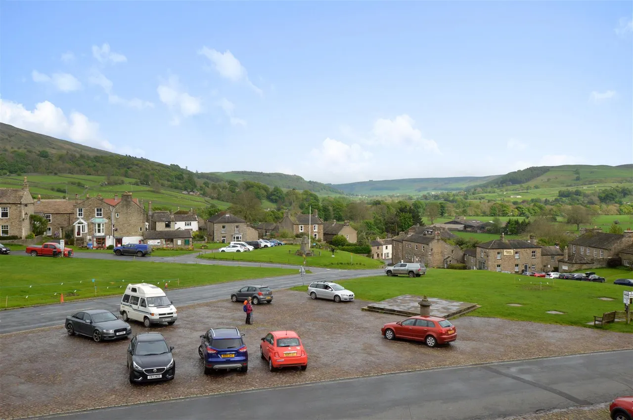 Overton House, Reeth, photo 2