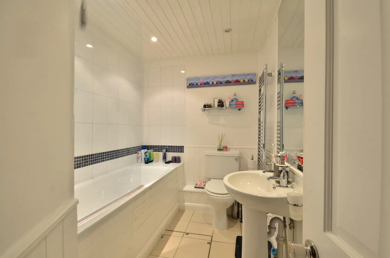 11a Gauden Road, London, photo 4