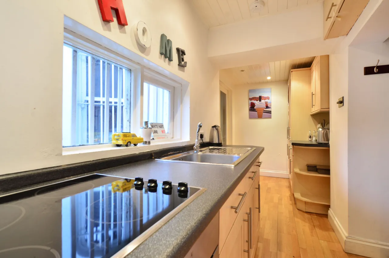 11a Gauden Road, London, photo 9