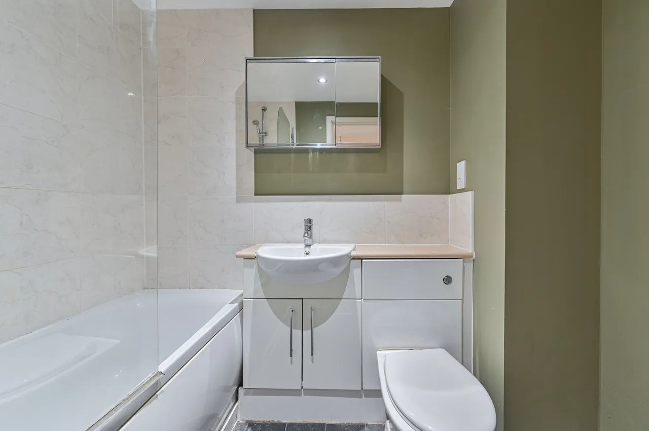 6 Reed House, 21 Durnsford Road, London, photo 10