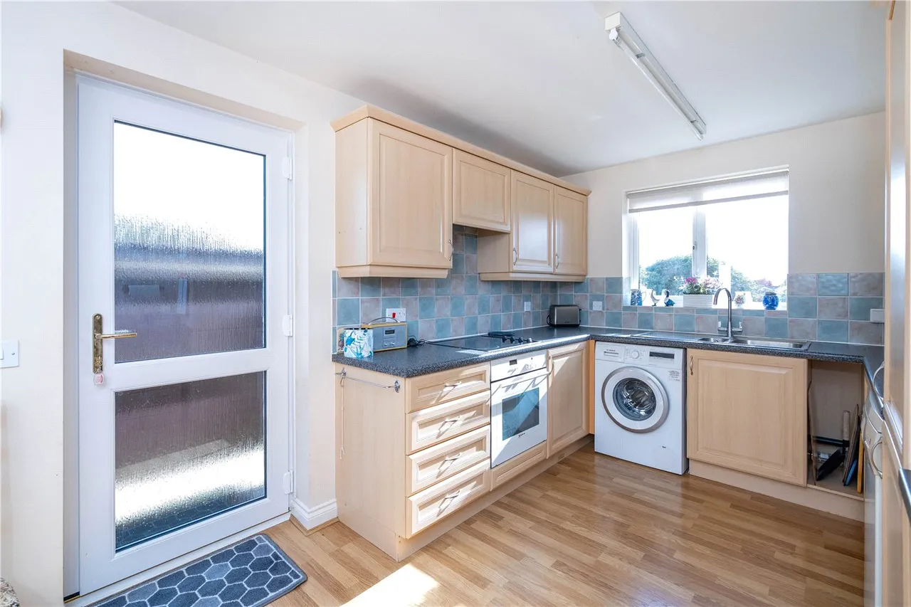Priory Way, Sleaford, NG34, photo 5