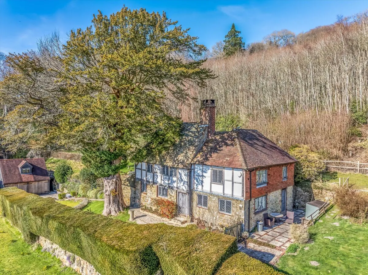 4 bed house for sale, Hollycombe Lane, Linch, GU30