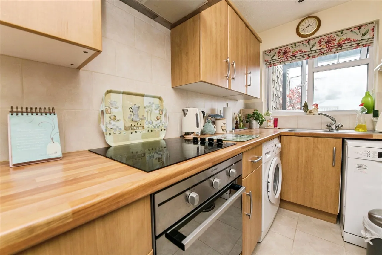 Briar Close, Honiton, EX14, photo 6