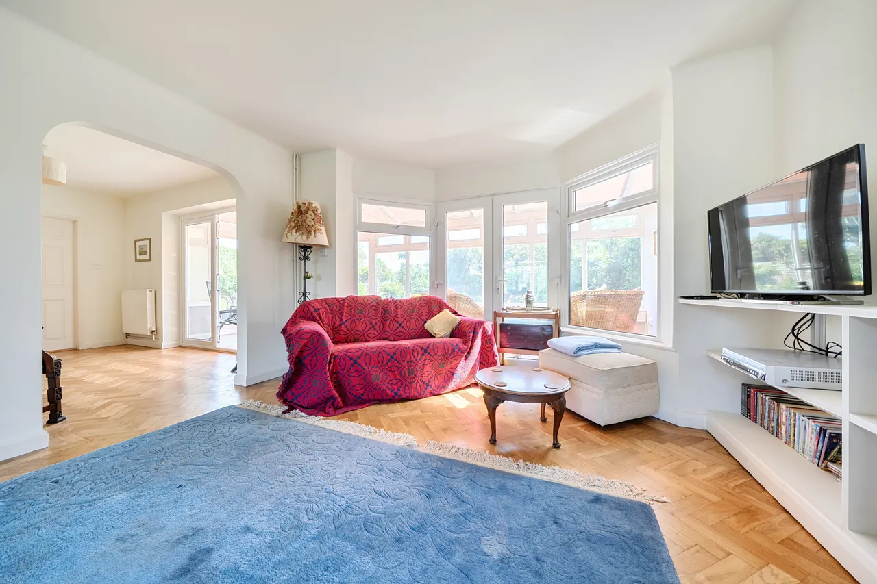Sea Drive, Bognor Regis, PO22, photo 3