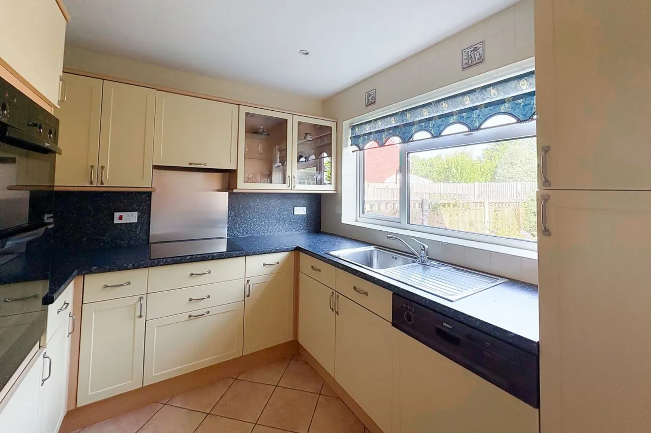 East Preston, Littlehampton, BN16, photo 3