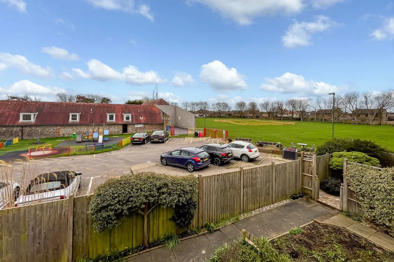 East Preston, Littlehampton, BN16, photo 5
